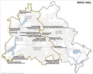 Map of Berlin wall with gates